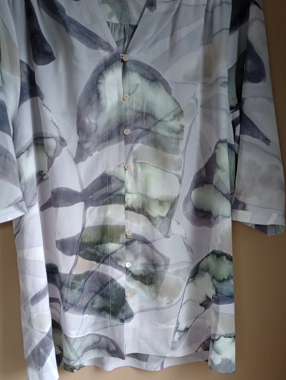 Poetry Water Color Avant Garde Tunic Artistic Button Up Silk Blouse Size 14 - Picture 4 of 11